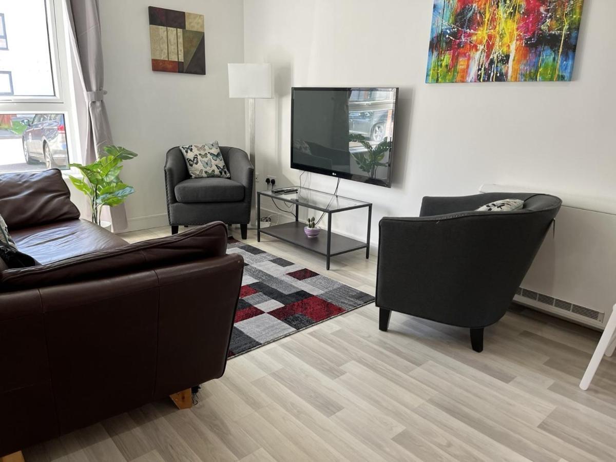 Bright 2 Bedroom Apartment - Edinburgh Luaran gambar